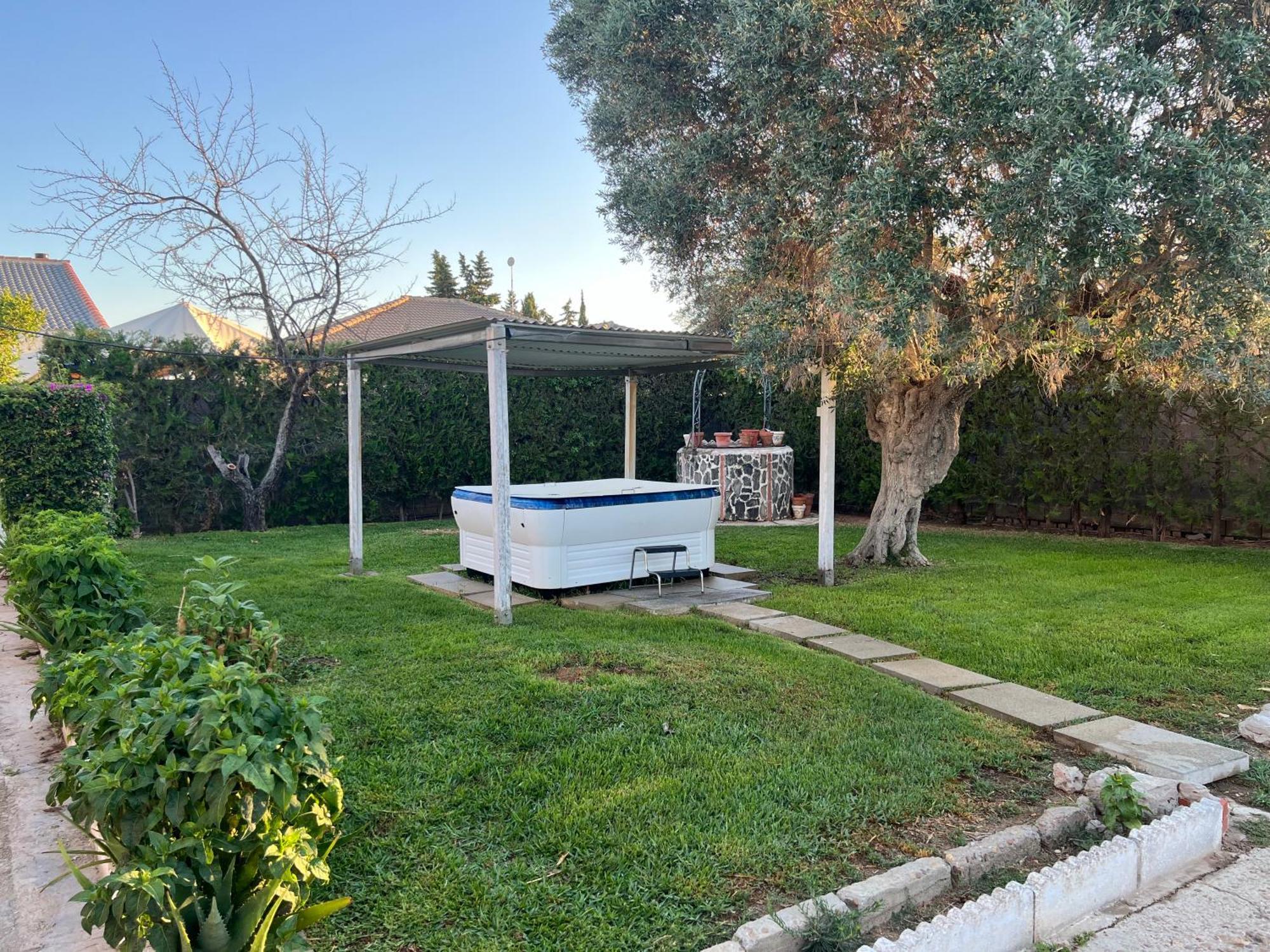 Chalet Piscina Jakuzzi Sevilla Hacienda de Tarazona Kültér fotó