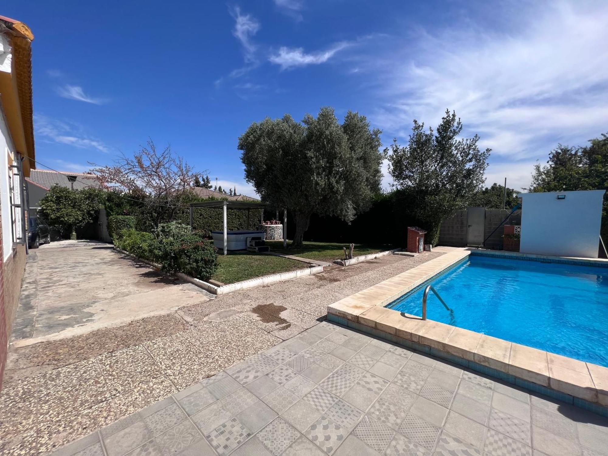 Chalet Piscina Jakuzzi Sevilla Hacienda de Tarazona Kültér fotó